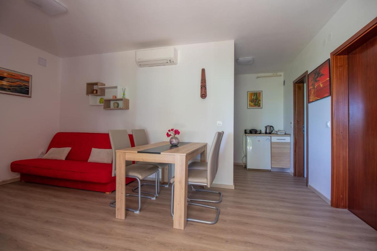 Olive Garden & Sea Apartments 포르토로즈 외부 사진